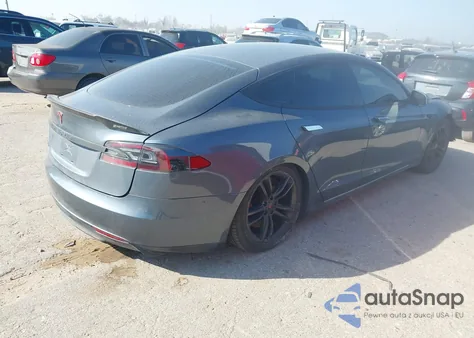 2013 Tesla Model S from USA, damaged, VIN 5YJSA1CN5DFP05919